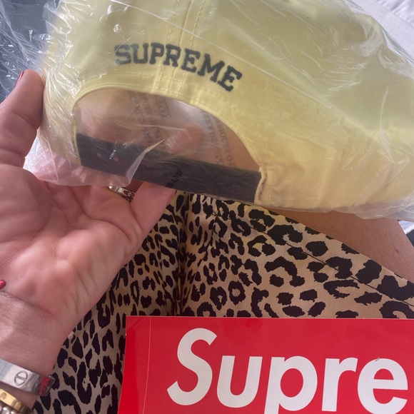 SUPREME KAWS CHALK LOGO 5 PANEL CAP - PALE YELLOW - Picture 3 of 7